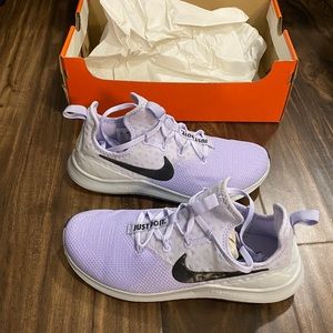 BRAND NEW - NEVER WORN! Nike Free TR 8 - Size 7.5